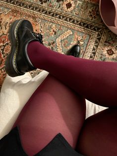 Burgundy Tights Outfits, Dark Red Tights, Maroon Tights Outfit, Red Tights Aesthetic, Red Doc Martens Outfit, Doc Martens Fashion, Burgundy Tights Outfit, Dr Martens Quad, Red Tights Outfit