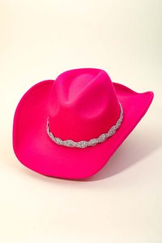 Concert Bachelorette Party, Bachelorette Party Trip, Country Concert, Country Concerts, Sell Out, Cowboy Hat, Girls Night Out, Cut And Style, Girls Night