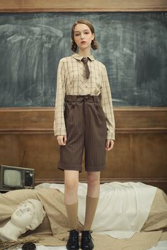 Moda Steampunk, Blouse And Shorts, Magic Academy, Cape Blouse, Jacket Blouse, Vintage Fur, Fur Coats, 가을 패션