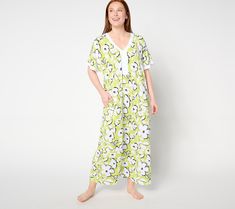 Crafted for luxurious lounging, this easy, breezy caftan keeps you in comfort while still looking chic. Wear it while cuddled on the couch, for poolside people-watching, or team it with some oversized sunnies and a pair of mules when it's time to hit the boardwalk on your beach vacation. From Stan Herman. Comfortable Summer Lounging Sleepwear, Green V-neck Summer Sleepwear, Comfortable Summer Sleepwear For Lounging, Green V-neck Sleepwear For Summer, White Summer Lounging Sleepwear, White Summer Sleepwear For Lounging, Green V-neck Sleepwear For Vacation, Green Relaxed Fit Sleepwear For Summer, Comfortable Summer Daywear Sleepwear