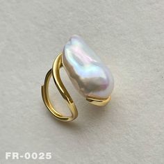 Beautiful Baroque Pearls ring for Women. A perfect gift for June birthdays, a wedding anniversary, graduation, Mother's Day, Christmas, Valentine's Day! S925 silver plated PHOTOGRAPHY The photographs have been taken in natural daylight and have been untouched or edited. However, slight variances could occur due to monitor settings and etc. Baroque Pearl Ring, Dreamy Jewelry, Pearls Ring, Edison Pearls, Unique Jewelry Designs, Pearl Color, Pearl Size, Baroque Pearls, Pearl Ring