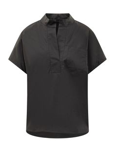 Short-sleeved shirt. Mandarin collar with V-neck on the front. Pocket on the front. Embroidered logo on the side.Composition: 77% Cotton, 17% Silk, 6% Elastane Modern Workwear Tops With Concealed Placket, Modern Tops With Concealed Placket For Workwear, Modern Tops For Workwear With Concealed Placket, Modern Tops With Concealed Placket, V-neck Cotton Shirt For Work, Modern V-neck Relaxed Fit Blouse, Relaxed Fit Office Top With Placket, Modern V-neck Blouse With Relaxed Fit, Modern Tops With Collared Neckline And Placket