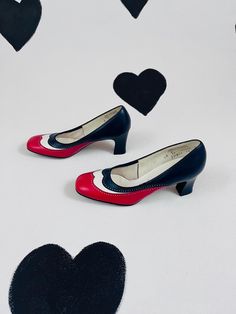 This is an adorable pair of vintage 1960's heels.  They are in excellent vintage condition.  They are marked a size 6 B. About 2.75 across the ball of the foot. Heel height is about 2 inches -xo Retro Fitted Low Heel Shoes, Retro Fitted Almond Toe Court Shoes, Retro Fitted Low Heel, Fitted Retro Low Heel, Retro Almond Toe Fitted Court Shoes, Retro Court Shoes With Sculpted Low Heel, Retro Low Heel Court Shoes With Sculpted Heel, Retro Round Toe Court Shoes For Spring, Retro Almond Toe Court Shoes In Medium Width