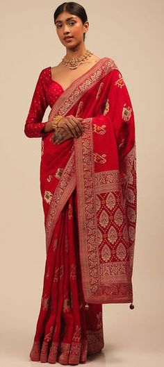 Red and Maroon color Saree in Banarasi Silk, Silk fabric with Weaving work Saree For Engagement, Full Sleeves Blouse Designs, Engagement Saree, Trendy Saree, Full Sleeve Blouse, Crepe Saree, Traditional Saree, Ready To Wear Saree, Elegant Attire