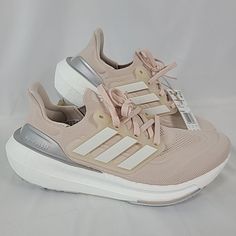 New Adidas Women'sultraboost Light W Pink Comfy Athletic Gym Shoes Hq8600 Sz 9.5 Adidas Pharrell Williams, Pink Gym, Gold Adidas, Adidas Classic, Gym Shoes, Comfortable Sneakers, Sneakers Blue, Pink Adidas, Blue Sneakers