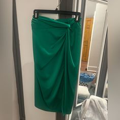 Such A Cute Skirt, From A Small Boutique In Florida. A Size Small, Never Worn And In Great Condition Skirts Green, Satin Maxi Skirt, Small Boutique, Cute Skirt, Satin Maxi, Green Satin, Cute Skirts, Green Skirt, Maxi Skirt