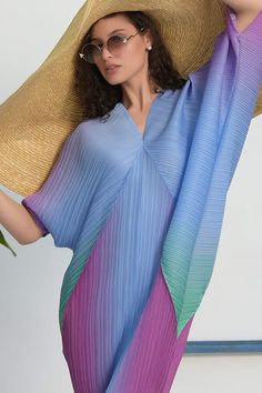 Purple kimono kitsch batwing sleeve dress with contrast ombre pattern. - Aza Fashions Multicolor Batwing Sleeve Dress For Spring, Multicolor Summer Dress With Batwing Sleeves, Multicolor Batwing Sleeve Spring Dresses, Spring Batwing Sleeve Multicolor Dress, Spring Multicolor Batwing Sleeve Dress, Purple Kimono, Batwing Sleeve Dress, Ombre Pattern, Ombre Dress