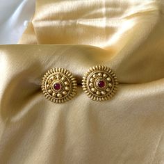 Golden Kundan Flower golden Stud earrings. Gold Plated Round Flower Earrings For Wedding, Gold Round Plug Earrings, Gold Plated Flower Earrings For Weddings, Gold Plated Temple Jewelry Bridal Earrings, Gold Temple Jewelry Earrings For Gift, Ceremonial Yellow Gold Round Earrings, Gold Round Flower Earrings For Pierced Ears, Gift Temple Jewelry Plug Earrings, Gold Temple Jewelry Bridal Earrings