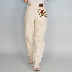 Vintage 90s Boyfriend Jeans! Deadstock NWT Cream baggy pants by One House. High Waisted, size 16. Some minor stain spots despite being new with tagsWaist: 26 1/4"Hips: 35 1/2"Rise: 11 1/4"Inseam: 28 1/2" White Retro Jeans With Relaxed Fit, White Retro Relaxed Fit Jeans, White Relaxed Fit Retro Jeans, Vintage White Streetwear Bottoms, Vintage White Bottoms For Streetwear, Vintage Style White Bottoms For Streetwear, White Vintage Jeans Relaxed Fit, 90s Boyfriend Jeans, 90s Boyfriend