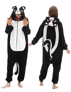 PRICES MAY VARY. 【Comfortable Fabric】This skunk adult onesie pajamas are made of comfortable stretch fleece fabric, which is soft to the touch and keeps you warm. The loose fit is very comfortable and flexible, so you can relax and be unfettered. Careful production makes our onesie pajamas more textured and reliable 【Easy to Wear】The smooth zipper design makes it easy to put on and take off, the clothes have 2 pockets, and you can hold your keychain, mobile phone, snacks, and more. Hand or machi Onesie Halloween Costume, Halloween One Piece, Jumpsuit For Men, Skunk Costume, Adult Onesies, Adult Onesie Pajamas, Animal Onesie, Kids Flannel, Halloween Onesie