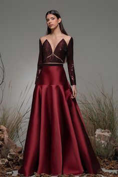 Cut out bodice pleated gown - HerTrove Long Dress Fitted, Couture Ready To Wear, Designer Dresses Couture, Marchesa Couture, Yellow Wedding Dress, Burgundy Gown, Dresses Couture, Scarlett Dresses, Opera Gloves