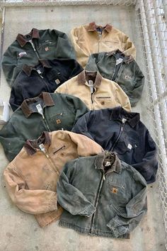 Jacket: https://amzn.to/3utFYWM Vintage Carhartt Jacket, Carhartt Jackets, Estilo Country, Carhartt Jacket, Guys Clothing Styles, Vintage Carhartt, Streetwear Men Outfits, Country Outfits