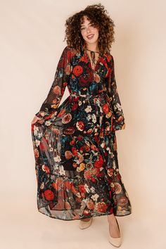 Our favorite maxi dress in an all new moody floral print. She's elegant and sophisticated, with a full-length skirt and optional waist tie. Best part? This dress is perfect for EVERY season! Light enough for summer wear, but easily styled in cooler months too.