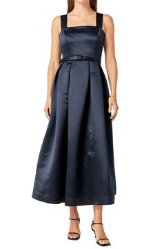 Feel your most elegant in this square-neck midi dress that gets an elevated vibe from tonal details and a little bit of volume from box pleats at the skirt. Hidden side-zip closure Square neck Lined 100% polyester Hand wash, dry flat Imported Pleated A-line Midi Dress For Dinner, Evening A-line Midi Dress With Box Pleat, Semi-formal Midi Dress With Box Pleat, Formal Knee-length Midi Dress With Box Pleat, Formal Pleated Midi Dress With Fitted Bodice, Formal Midi Dress With Box Pleat And Full Skirt, Evening Midi Dress With Box Pleat And Fitted Bodice, Classic Evening Midi Dress With Box Pleat, Classic Midi Dress With Box Pleat For Evening