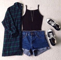 What To Wear To School In Summers? 30 Outfit Ideas for Girls #What To Wear To School In Summers? 30 Outfit Ideas for Girls #summer dresses #dresses #outfits #background #wallpaper Teenage Outfits, Flannel Outfits, Summer School Outfits, Tumblr Outfits, Outfit Trends, Teenager Outfits, Black Tank Top, Inspired Outfits, Kourtney Kardashian