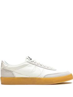 White suede/leather/rubber Killshot 2 low-top sneakers from NIKE featuring signature Swoosh logo detail, contrasting panel detail, round toe, front lace-up fastening, logo patch at the tongue, branded insole and flat rubber sole. These styles are supplied by a premium sneaker marketplace. Stocking only the most sought-after footwear, they source and curate some of the most hard to find sneakers from around the world.. | Nike Killshot 2 low-top sneakers Nike Tenis, Dr Shoes, Nike T, Cute Nikes, Swoosh Logo, Mens Style, Vans Old Skool Sneaker, Dolce & Gabbana, Vans Authentic Sneaker