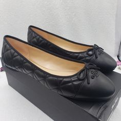 Coach Allyson Quilted Leather Ballet Flats Color: Black With Black Coach Pinmount Size: Women's 11 Material: Leather Upper Man Made Leather Lining And Footbed Rubber Outsole Heel Height @ 0.25" Style #Ck424 Easy To Wear Slip On For Anyone Who Wishes To Remain Stylish And Comfortable. Wear Casual Or Dress Up, You Choose The Perfect "Little Black Shoe" Lightweight Comes In Original Coach Shoe Box Please Refer To Photos & Thank You For Visiting My Closet Chic Coach Flats, Designer Black Flats For Spring, Black Faux Leather Flats With Flat Heel, Leather Flats For Evening In Fall, Chic Coach Leather Flats, Black Faux Leather Flats, Designer Black Flats With Leather Sole, Designer Black Pointed Toe Flats, Black Faux Leather Flats For Fall