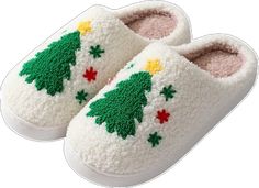 Christmas Slippers, Cute Christmas Tree, Fuzzy Slippers, Christmas Tree Pattern, Christmas Tree Design, Slippers Cozy, Christmas Cartoons, Tree Patterns, House Slippers