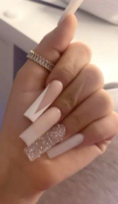 #nails Medium Long Square Acrylic Nails, Trending Nail Ideas, Nail Art Fall, Trending Nail Art, Birthday Nail, Prom Inspo, Glamour Nails, Girly Acrylic Nails, White Acrylic Nails