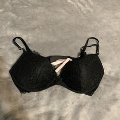 Never Worn Black Padded Cup Bra, Black Lace Bra With Removable Pads, Black Underwire Bra With Lace Trim, Black Lace Bra For Night Out, Victoria's Secret Black Lined Bra, Victoria's Secret Black Push-up Bra, Black Padded Bra, Black Fitted Push-up Bra, Fitted Black Push-up Bra