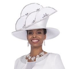 Elite Champagne H5901 off white hat Church Lady Hats, Church Suits And Hats, Ladies Dress Hats, Dressy Hats, Ponte Knit Dress, Women Church Suits, Couture Hats, Church Suits, Elegant Hats