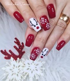 Happy Nail Art, Christmas Nail Art Ideas, Fancy Nails Designs, Christmas Nails Easy, Cute Christmas Nails, Christmas Gel Nails, Christmas Nail Art Designs, Christmas Nails Acrylic, Xmas Nails