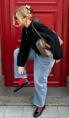 Pottery Outfit, Stylish Fall Outfits, Winter Capsule Wardrobe, Dope Fashion, Cold Weather Outfits, Pinterest Outfits, Korean Street Fashion, Fashion Photoshoot