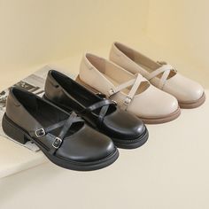 Indulge in nostalgic charm with our women's retro thick-soled Mary Jane flats, reminiscent of classic college style. Crafted with meticulous attention to detail, these flats offer a perfect blend of vintage aesthetics and modern comfort, making them a standout choice for any fashion enthusiast. pattern: plain Heel style: flat Inner material: super fiber Upper height: low Whether in stock: No Heel height: low heel (1-3CM) Heel shape: Thick sole Sole technology: sewing shoes Opening depth: shallow Retro Round Toe Loafers For Spring, Classic Flat Mary Janes With Rubber Sole, Vintage Flats With Rubber Sole For Spring, Vintage Spring Flats With Rubber Sole, Vintage Flats With Leather Sole And Round Toe, Vintage Flat Heel Loafers For Spring, Spring Vintage Loafers With Round Toe, Vintage Spring Loafers With Round Toe, Vintage Spring Loafers With Flat Heel