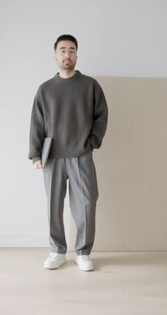 Korean Fashion Men Autumn, Oversized Formal Outfit Men, Men Casual Outfit Winter, Autumn Mens Outfits, Tim Dessaint Style, Men Monochrome Outfit, Gray Outfit Men, Casual Outfit Man, Monochrome Outfit Men