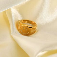 [MATERIAL]: Yellow brass with real 18k gold plated. Our ring will not tarnish or turn green. Trendy Gold Signet Ring Gift, Smiley Face Ring As Gift, Trendy Personalized Gold Rings, Trendy Yellow Ring As Gift, Emoji Ring, Gold Chunky Ring, Smiley Face Ring, Gel Antibacterial, Baking Soda Water