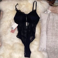 Black Teddy Us 6 Or Eur 38 Black And Lace Teddy Elegant Black Bodysuit Bra Friendly, Elegant Black Bodysuit, Bra Friendly, Elegant Black Bodysuit, Bra-friendly, Elegant Black Bra-friendly Bodysuit, Black Underwire Bodysuit With Lined Body, Black Low-cut Bodysuit With Lined Body, Black Low-cut Lined Bodysuit, Black Underwire Bodysuit, Black Lingerie