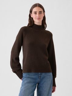 CashSoft Turtleneck Sweater Comfy Sweater Outfits, Corporate Fits, Brown Wool Sweater, Plush Yarn, Basic Sweater, Mock Turtleneck Sweater, Thick Sweater, Sweater Turtleneck, Turtle Neck Jumper