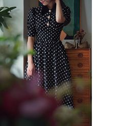 A classic polka dot dress full of elegance. This item has a noble atmosphere from the good old days, with attention to detail in the decoration. The high waist makes it look stylish, and the moderate length gives it a neat and elegant look. 
 
 
 
 
 
 
 
 
 
 Color 
 
 Black collar 
 White collar 
 
 
 Size 
 
 
 XS size 
 
 Length: 105cm 
 Shoulder width: 34.5cm 
 Bust: 80cm 
 Waist: 62cm 
 
 
 S size 
 
 Length: 109cm 
 Shoulder width: 35cm 
 Bust: 84cm 
 Waist: 66cm 
 
 M size 
 
 Length: 10 Elegant A-line Midi Dress For Vintage Fashion, 1950s Style A-line Polka Dot Dress, 1950s Style Polka Dot Vintage Dress, Polka Dot Dresses For Vintage Fashion, Elegant Polka Dot Midi Dress For Evening, Vintage Fashion Polka Dot Dresses, Polka Dot Midi Dress For Formal Occasions, Formal Polka Dot Midi Dress, Elegant Midi Dress For Vintage Fashion