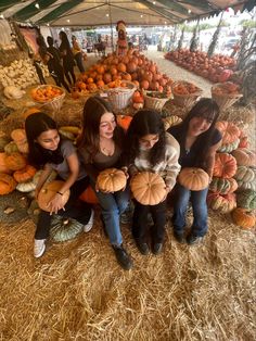 pumpkin patch inspo pics fall autumn vibes Pumpkin Patch Bachelorette Party, Pumpkin Patch Friends, Fall Plans With Friends, Pumpkin Patch Poses Friends, Fall Photos With Friends, Fall Friends Aesthetic, Fall Pics With Friends, Pumpkin Patch With Friends, Fall Hangout