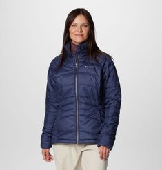 Keep dry even in wet weather with this comfortable jacket featuring water-resistant fabric, faux down insulation, and plenty of pockets for all the essentials. Comfy Jackets, Parka Vest, Water Resistant Jacket, Sweatshirt Short Sleeve, Outdoor Jacket, Wet Weather, Womens Fleece, Mens Fleece, Columbia Sportswear