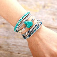 Bracelets Layered, Turquoise Bracelets, Wrap Armband, Turquoise Wrap Bracelet, Treasure Jewelry, Beaded Leather Wraps, Color Turquesa, Turquoise Boho, Boho Chic Jewelry