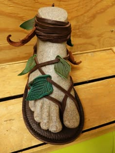 "All Tread Light sandals, moccasins, and purses have the option of adding loose leaves as an ADD-ON using this listing. You can also purchase loose leaves as a fun addition to your own craft or costume! We punch a large hole into the top of each leaf so you are able to easily slide them on or off your laces. They are removable and reusable! We'll send you one, six, or ten leaves of different sizes (1-2 inches) in the colors of your choice. Tell us in the 'Message To Seller\" area what colors you Woodland Elf Costume Shoes, Fairy Elf Shoes, Fantasy Leaf Shoes, Leaf Art Dress, Cosplay Faun Shoes, Woodland Elven Costume, Leaf Skeleton Dress, Plant Backpack Mask, Wood Elf Mask