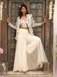 Jacket With Plazo Suit, Plazo Crop Top With Jacket, Plazo With Jacket, Indo Fusion Outfits Women, Fusion Wear Indian Western, Indian Western Fusion Fashion, Western Work Wear For Women, Indian Fusion Wear, Indowestern Outfits