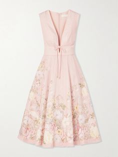 Zimmermann's 'Waverly' midi dress is decorated with a romantic floral pattern that blooms along the floaty skirt. Made from breathable linen, it has a slim bodice complete with contouring seams and ties at the plunging neckline to adjust the fit. Zimmerman Dresses, Dining Table Ideas, Zimmerman Dress, Pink Closet, Casual Glam, Wooden Dining Table, Chubby Cheeks, Elegant Dinner, Linen Midi Dress