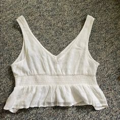 Very Cute Slight Peplum Cropped Tank Top, Great For Spring/Summer, Feel Free To Dm With Any Questions! Originally $25 Fitted V-neck Tops For Beach Season, Summer V-neck Tops For Beach Season, Spring Vacation V-neck Crop Top, V-neck Tops For Beach Season, Summer V-neck Crop Top For Brunch, Feminine Summer Crop Top For Day Out, Casual V-neck Crop Top For Beach, Feminine Summer Beach Crop Top, Feminine Tops For Beach Day Out