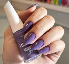 Inspiração para quem ama roxinho 😘 Nail Paint Shades, Boho Nails, Purple Nail, Dry Nails, Girls Nails, Minimalist Nails, August 17, Nail Art Hacks, Nail Paint