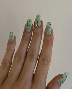 Easy Nails, Edgy Nails, Colorful Nails, Minimal Nails, Green Nail, Her Nails, Nail Swag, Summer Acrylic Nails, Nagel Inspo