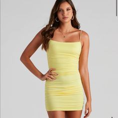 New, Never Worn Dress From Windsor It Is Adjustable Since The Sides Are Cinched It’s A Small But Can Fit A Medium Because It Is Stretchable Casual Mini Bodycon Dress With Ruched Back, Yellow Hoco Dress, Yellow Slip Dress, Hoco 2024, Hoco Pics, Festival Fits, Sorority Recruitment Outfits, Recruitment Outfits, Black And Silver Dress