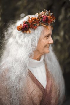 Autumn flower half wreath in boho style. In autumn colours. The half wreath is made of artificial/textile leaves and flowers, preserved leaves, grass, wire and other trinkets intended for arranging. Suitable for weddings or everyday use :) When stored in a dry and dark place, our products last 10-15 years. We can make you other matching accessories. Please message me for more information :) All the items in my shop are customizable according to your needs. You can find more of my fashion accesso German Flower Crown, Textile Leaves, Fall Wedding Flower Girl, Campfire Wedding, Autumn Flower Crown, Preserved Leaves, 30th Ideas, Fall Flower Crown, Half Wreath