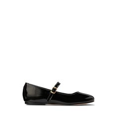 Crafted with gleaming patent leather this mary jane is a smart wardrobe staple. Smart Wardrobe, Leather Mary Janes, Girls Shoes, Mary Janes, Wardrobe Staples, Patent Leather, Classic Style, Ralph Lauren, Wardrobe