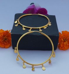 "!! Welcome to our shop Radhe Shyama Jewellers!! !!We work on customer's trust and their happiness.------ -------------------   -------------   Simple Drop wire Hoop Earring, Gold Hoop Earring  \"\"Best Gift for her, Wedding Gift for her, Birthday Gift, Best Gift for mom, daughter or sister, Valentines gift for her \"\" ----------------------- ------------------------ ----------------------- -----------------------------------------------  !!# MAKE WITH LOVE AND CARE #!! !! HENDMADE PRODUCT !! !! MATERIAL- BRASS !! HIGHLY POLISHED AND FINISHED ----------------------- ------------------------ ----------------------- ----------------------------------------------- ------------------------ ## FINISHING WITH -            !! 18K GOLD PLATED             !! 925 SILVER PLATED             !! ROSE G Best Gift For Mom, Gold Hoop Earring, Wire Hoop Earrings, Valentines Gift For Her, Earring Gold, Best Gifts For Her, Valentines Gifts For Her, Mom Daughter, Valentines Gift