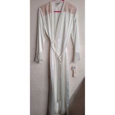 Linea Donatella Women's Ivory Satin Embroidered Robe Size S/M New W/ Tags Brand New Condition With Tags See Pictures For Details Measurements Laying Flat: Sleeve:20" Shoulders:16" Chest:21" Bottom:24" Length:50" Selling As Is Fitted Long Elegant Sleepwear, Elegant Long Fitted Sleepwear, White Feminine Fitted Robe, White Lace Trim Robe For Wedding Night, Feminine Cream Robe For Wedding Night, Elegant White Robe With Lace Sleeves, Elegant White Robe With Lace Trim, White Robe With Lace Trim For Wedding Night, Cream Wedding Robe For Spring