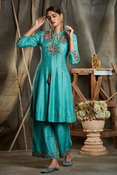 Shop for Sunita Nagi Blue Dupion Silk Embroidered Kurta And Palazzo Set for Women Online at Aza Fashions Kurta And Palazzo, Mirror Embroidery, Floral Mirror, Blue Kurta, Palazzo Set, Dupion Silk, Embroidery Floral, Pattern Embroidery, French Blue