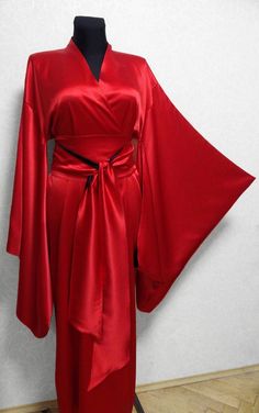 Japanese silk kimono robe, Silk kimono, 32 colors 100 Natural Silk, Long silk robe, Japanese Woman's Silk Robe Outfit, Red Silk Robe, Long Silk Robe, Black Silk Robe, Silk Bridal Robe, Silk Robe Long, Robe Silk, Elegant Kimono, Bridal Kimono