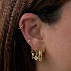 - Star studs - Minimalistic - Hand set clear CZ stones - 14 karat gold or silver plated - Made to last Fourth Piercing Earrings, Top Ear Piercing Studs, Double Midi Ear Piercing, Mix Metal Earrings, Ear Ring Stack, Mix Metal Earring Stack, Eating Stack Gold, Evry Jewels Earrings Stack, Earrings Stacking Ideas